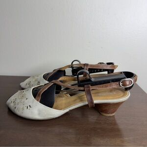 Giraudon Peep Toe Floral Leather Kitten Heels Sz 40